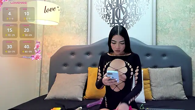 Snapshot of Iam_charlotte69 chatting on 02-01-26, 03:05 Iam charlotte69 online show from 02-01-26, 03:05