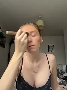 Snapshot of Keriacat_ chatting on 02-06-26, 09:34 Keriacat online show from 02-06-26, 09:34