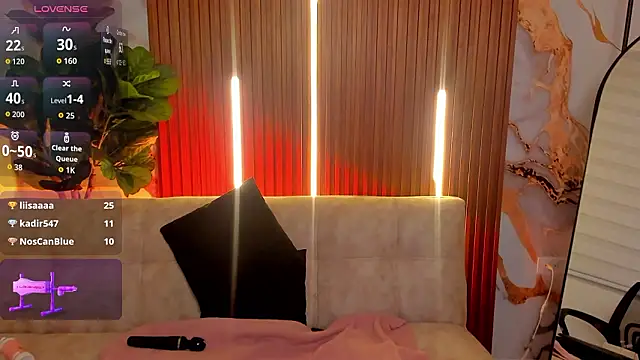 Nickie reed  online show from 03-08-26, 02:04