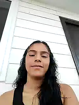 Snapshot of Emily_hot26 chatting on 01-11-26, 08:14 Emily hot26 online show from 01-11-26, 08:14