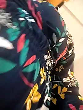 christy ant online show from 02-17-26, 07:31