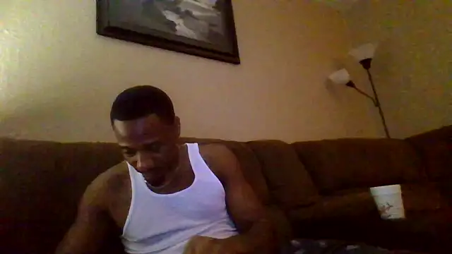 Snapshot of KingDes55 chatting on 04-26-26, 02:53 KingDes55 online show from 04-26-26, 02:53