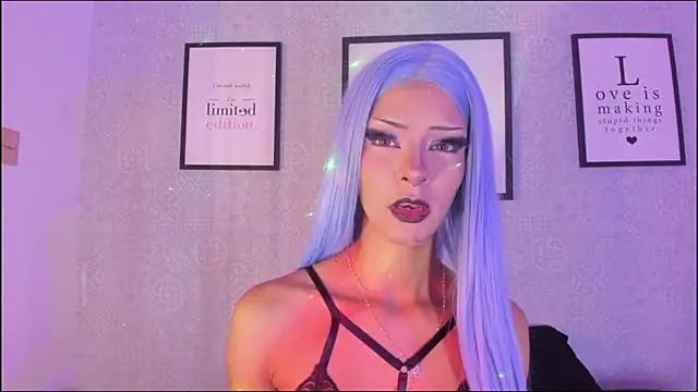 kira vance online show from 07-23-26, 12:24