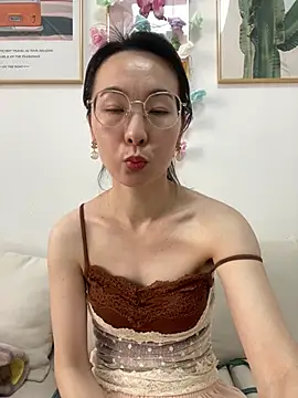 you-005 online show from 03-15-26, 02:28