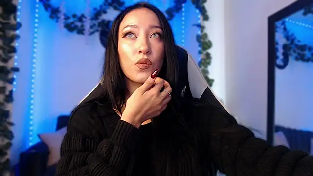 viicky r online show from 07-16-26, 07:42
