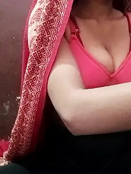 Snapshot of farana_bhat chatting on 01-14-26, 05:24 farana bhat online show from 01-14-26, 05:24