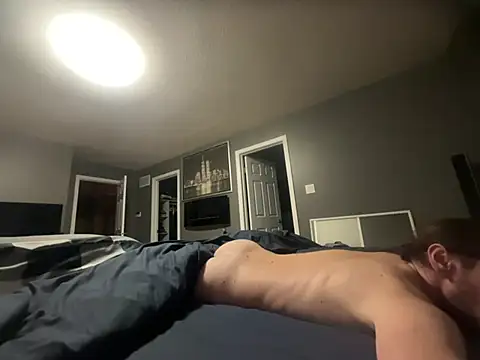 Snapshot of greeneyed81 chatting on 02-14-26, 08:00 greeneyed81 online show from 02-14-26, 08:00