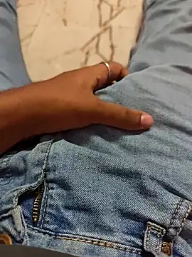 Snapshot of AqueousCrepe chatting on 02-10-26, 01:15 AqueousCrepe online show from 02-10-26, 01:15