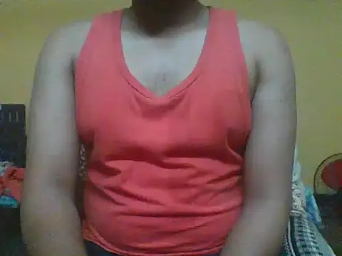 Snapshot of LUSTBOY4321 chatting on 01-19-26, 05:33 LUSTBOY4321 online show from 01-19-26, 05:33