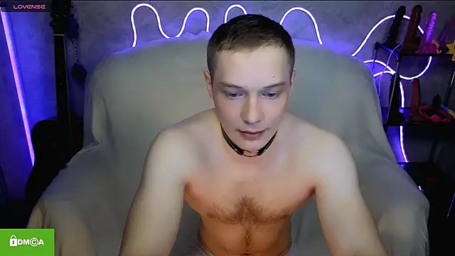 Snapshot of playoliver chatting on 04-26-26, 03:15 playoliver online show from 04-26-26, 03:15
