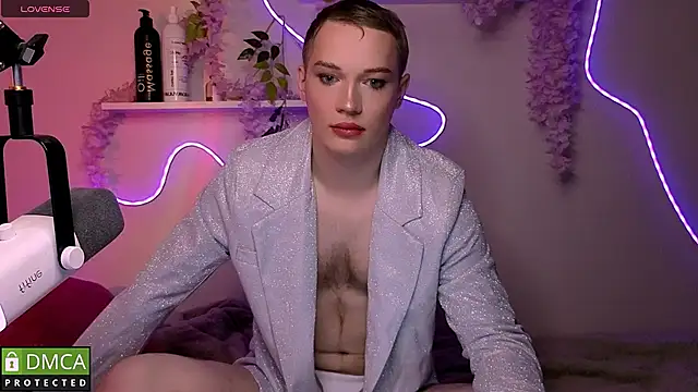 Snapshot of playoliver chatting on 05-01-26, 01:54 playoliver online show from 05-01-26, 01:54