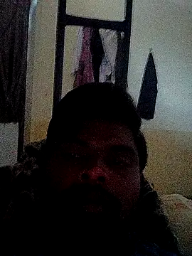 Snapshot of Anji8639 chatting on 12-18-25, 02:06 Anji8639 online show from 12-18-25, 02:06