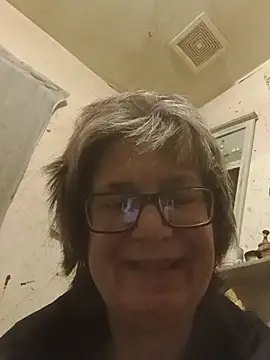 Snapshot of becky1111 chatting on 07-14-26, 10:21 becky1111 online show from 07-14-26, 10:21
