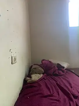 Snapshot of eu_laura chatting on 01-07-26, 09:34 eu laura online show from 01-07-26, 09:34