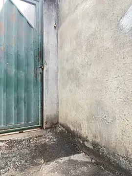 Snapshot of eu_laura chatting on 03-09-26, 12:53 eu laura online show from 03-09-26, 12:53