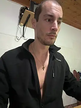 maximuss789 online show from 04-07-26, 12:49