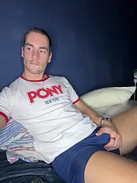 maximuss789 online show from 04-18-26, 02:37