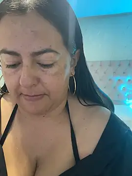 Snapshot of evelyn_harpeery chatting on 06-24-26, 10:58 evelyn harpeery online show from 06-24-26, 10:58