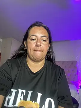 Snapshot of evelyn_harpeery chatting on 07-22-26, 11:02 evelyn harpeery online show from 07-22-26, 11:02