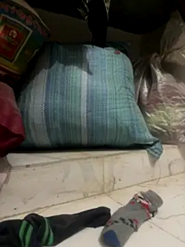 Love 582 online show from 12-17-25, 04:02