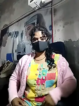 salonihotvideo online show from 12-18-25, 07:36