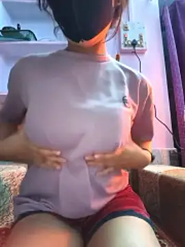 Snapshot of kinsu4763 chatting on 01-10-26, 03:19 kinsu4763 online show from 01-10-26, 03:19