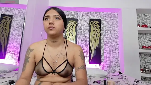 Snapshot of Max_MyMelody chatting on 01-16-26, 08:02 Max MyMelody online show from 01-16-26, 08:02