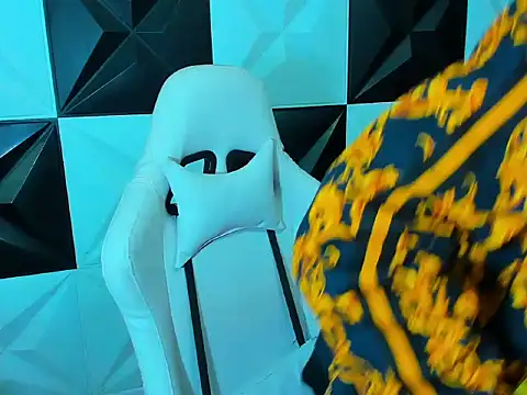 Snapshot of Boy_tatto77 chatting on 12-20-25, 06:37 Boy tatto77 online show from 12-20-25, 06:37