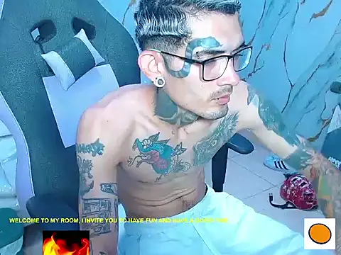 Snapshot of Boy_tatto77 chatting on 02-17-26, 05:52 Boy tatto77 online show from 02-17-26, 05:52