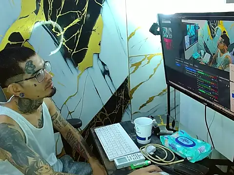 Boy tatto77 online show from 04-25-26, 11:46