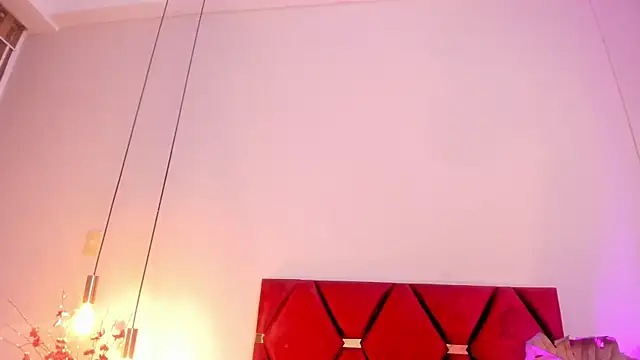 GahiaBelucci online show from 04-21-26, 04:12