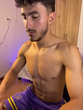 Snapshot of LIAM_COLT chatting on 04-06-26, 10:54 LIAM COLT online show from 04-06-26, 10:54