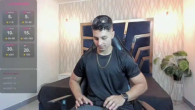 Noah Clarkk online show from 04-16-26, 05:14