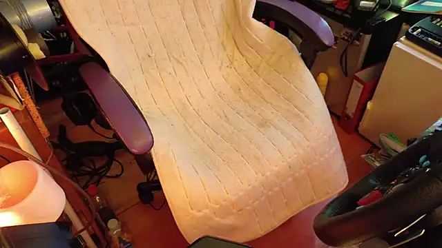 Snapshot of Gay-Versaut chatting on 02-23-26, 11:13 Gay-Versaut online show from 02-23-26, 11:13