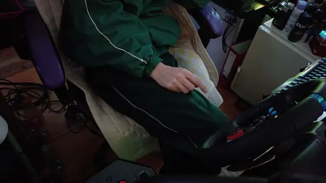 Snapshot of Gay-Versaut chatting on 03-01-26, 09:39 Gay-Versaut online show from 03-01-26, 09:39