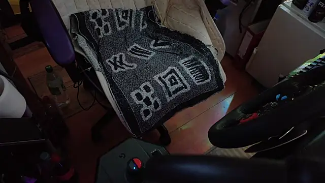 Snapshot of Gay-Versaut chatting on 03-08-26, 08:56 Gay-Versaut online show from 03-08-26, 08:56