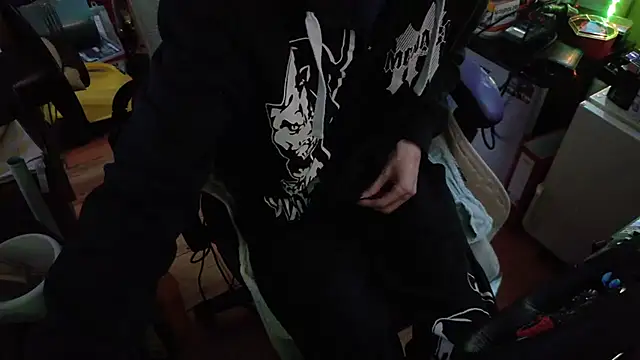 Snapshot of Gay-Versaut chatting on 03-17-26, 07:50 Gay-Versaut online show from 03-17-26, 07:50