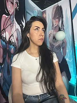 Snapshot of Sky_Girl_LS chatting on 12-18-25, 02:50 Sky Girl LS online show from 12-18-25, 02:50