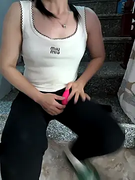 Sweet-Berryy online show from 04-21-26, 03:13