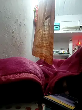 Snapshot of Premraj_radherani chatting on 02-12-26, 11:00 Premraj radherani online show from 02-12-26, 11:00