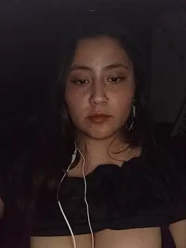 Snapshot of Karrrmika chatting on 03-03-26, 04:07 Karrrmika online show from 03-03-26, 04:07