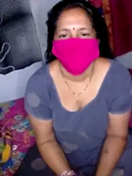 Snapshot of telugutrisha chatting on 12-21-25, 04:47 telugutrisha online show from 12-21-25, 04:47