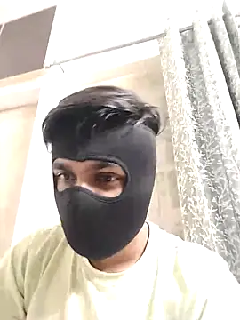 Snapshot of Urdreamboi20 chatting on 12-18-25, 01:50 Urdreamboi20 online show from 12-18-25, 01:50