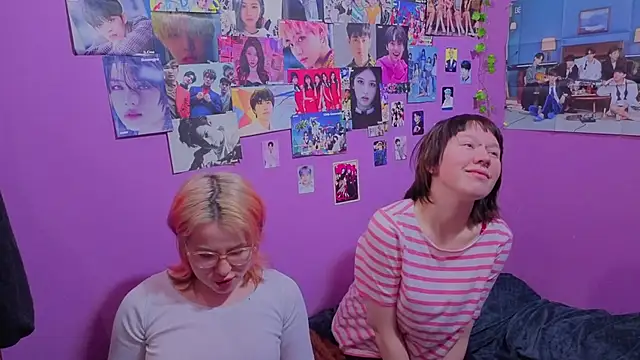 Snapshot of Ntmuforever chatting on 02-15-26, 09:33 Ntmuforever online show from 02-15-26, 09:33