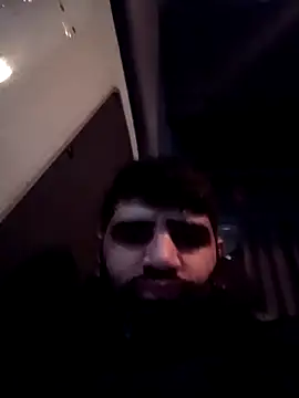 Snapshot of musa27272 chatting on 01-06-26, 04:27 musa27272 online show from 01-06-26, 04:27