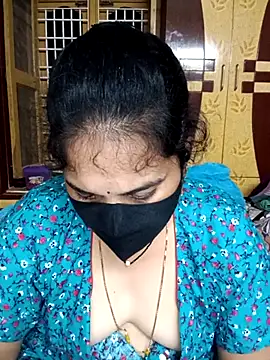 Snapshot of maduri__ chatting on 02-04-26, 06:47 maduri online show from 02-04-26, 06:47