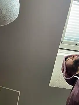 Snapshot of LienalWarplane chatting on 02-05-26, 02:22 LienalWarplane online show from 02-05-26, 02:22