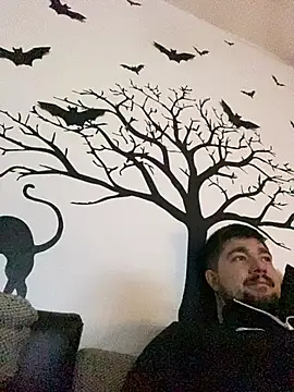 Snapshot of LienalWarplane chatting on 02-14-26, 07:32 LienalWarplane online show from 02-14-26, 07:32