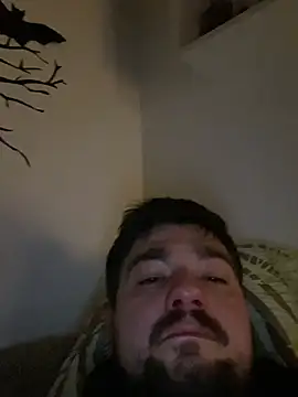 Snapshot of LienalWarplane chatting on 02-20-26, 01:24 LienalWarplane online show from 02-20-26, 01:24