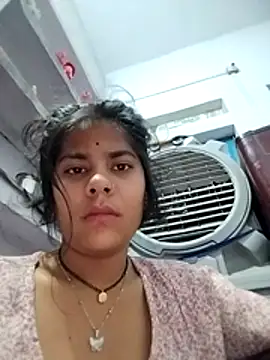 Snapshot of Rohni_bhabi chatting on 01-19-26, 04:38 Rohni bhabi online show from 01-19-26, 04:38